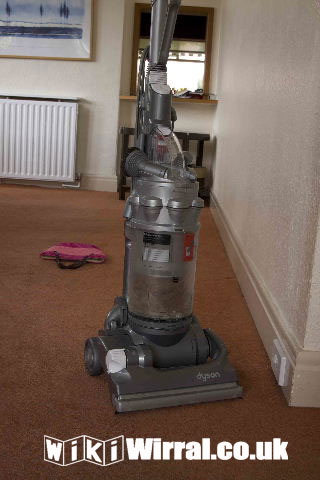 Attached picture Dyson (1 of 1).jpg